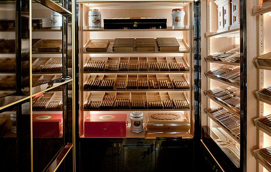 雪茄房-香港(HongKong)雪茄房设计制作完成